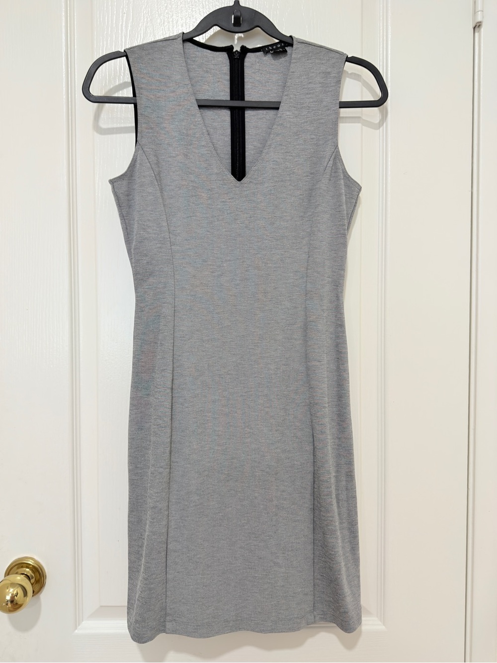 Theory Gray Sleeveless Knit Sheath Dress Size 4 Zip Neck Stretch